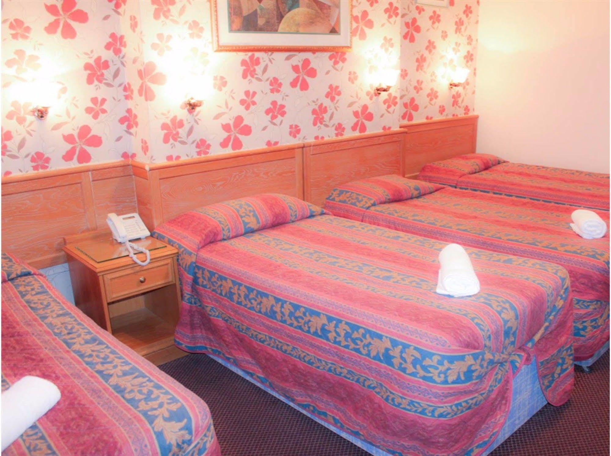Lampton Guest House Hounslow Kültér fotó