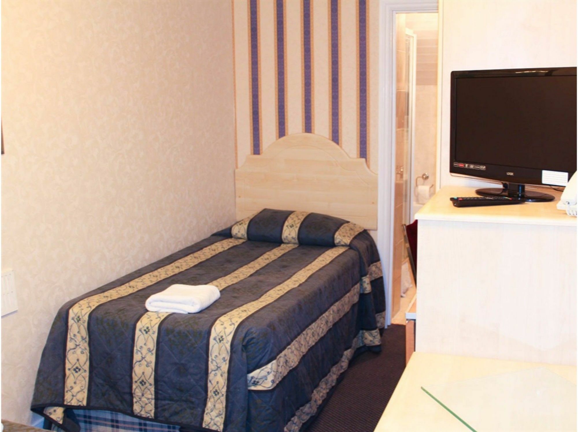 Lampton Guest House Hounslow Kültér fotó